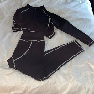 Black & white work out set